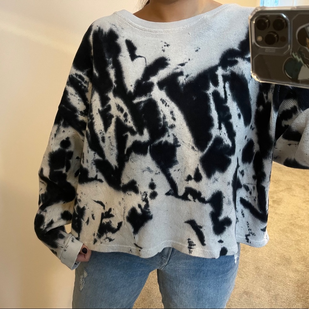 Zara - Large crew nick